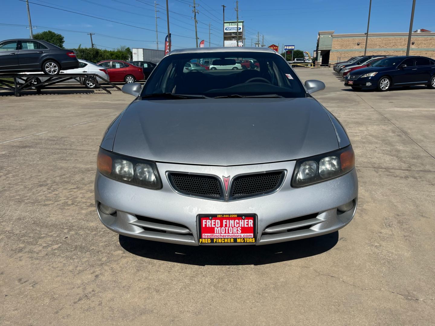 2005 SILVER /gray Pontiac Bonneville SE (1G2HX52K45U) with an 3.8L V6 OHV 12V engine, 4-Speed Automatic Overdrive transmission, located at 14700 Tomball Parkway 249, Houston, TX, 77086, (281) 444-2200, 29.928619, -95.504074 - Photo#1
